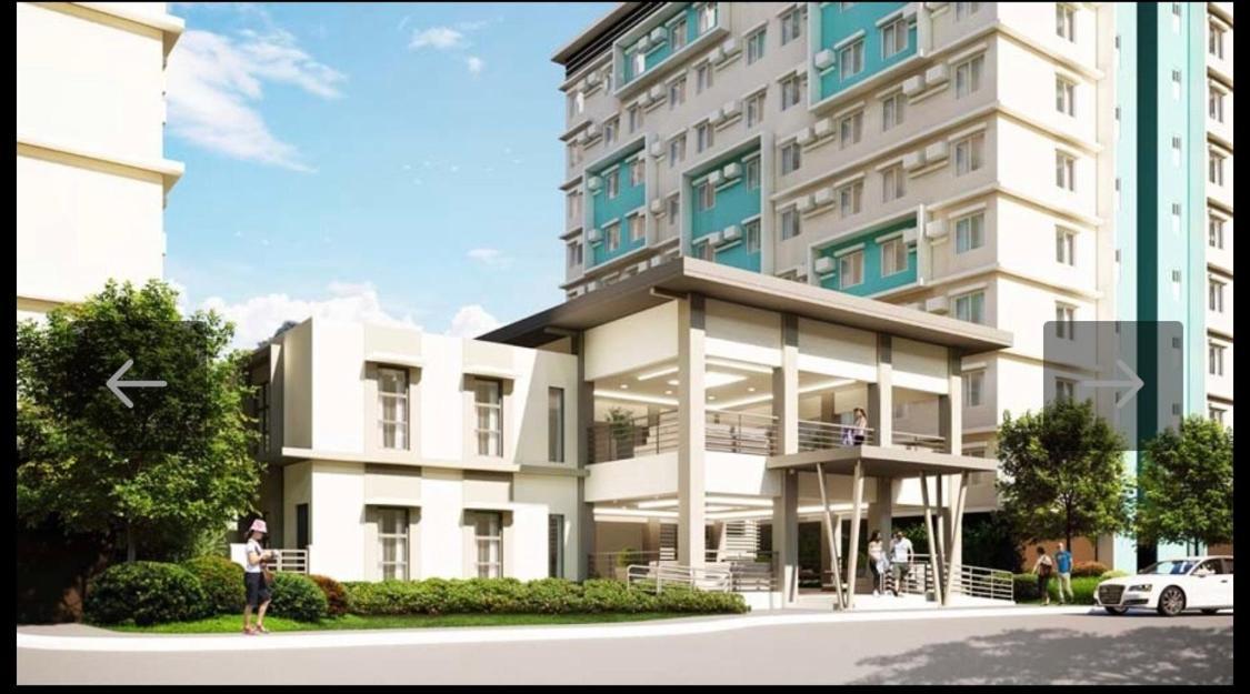 One Spatial Two Bedroom Condominium Unit With Pool And Gym Free Netflix And Wifi 일로일로 외부 사진